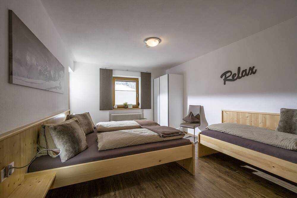 Ganze Wohnung, Modernes & familienfreundliches Apart, Toplage im Zillertal in Tuxer Alpen, Aschau im Zillertal