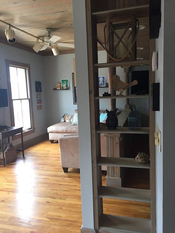 Ganze Wohnung, Nachteule (A) in der Innenstadt von Eureka! in Eureka Springs, Carroll County (AR)