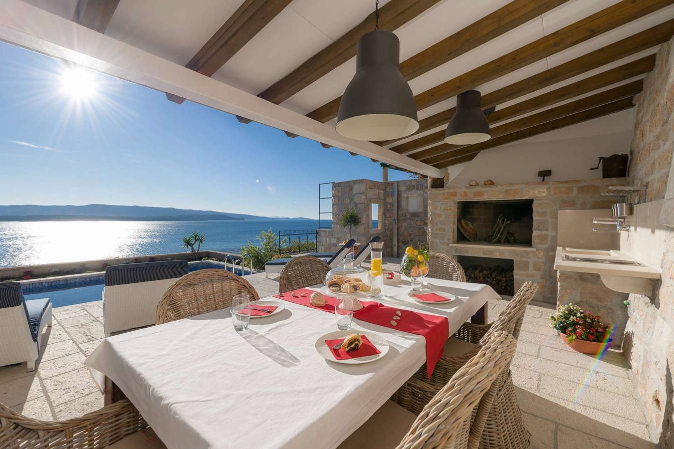 Villa Lipa-Brac - amazing  villa with sea views, a pool, close to the beach in Murvica, Brac