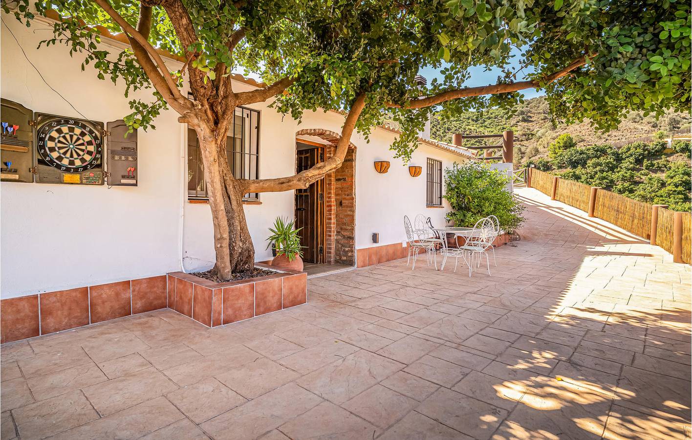 Sea View Paradise: Apartamento de 200 m2 con aparcamiento, aire acondicionado, piscina y terraza in Punta Lara (Nerja), Torrox
