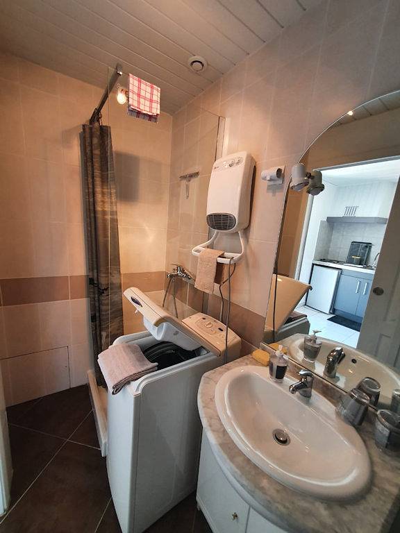 Gîte pour 3 personnes, avec jardin dans Yonne - 4