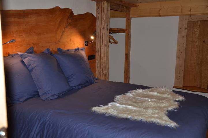 Gîte pour 8 personnes, avec terrasse à Les Moussières - 3