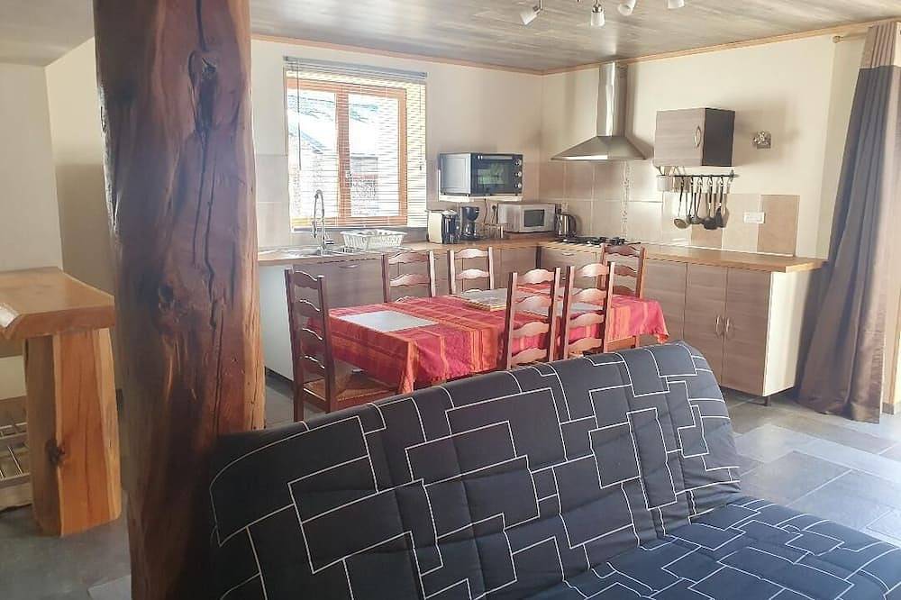 Apartamento entero, Appartement Chaleureux à Valcenis Lanslevillard à Proximité de Tous Commerces in Lanslevillard, Región de Saint-Jean-de-Maurienne