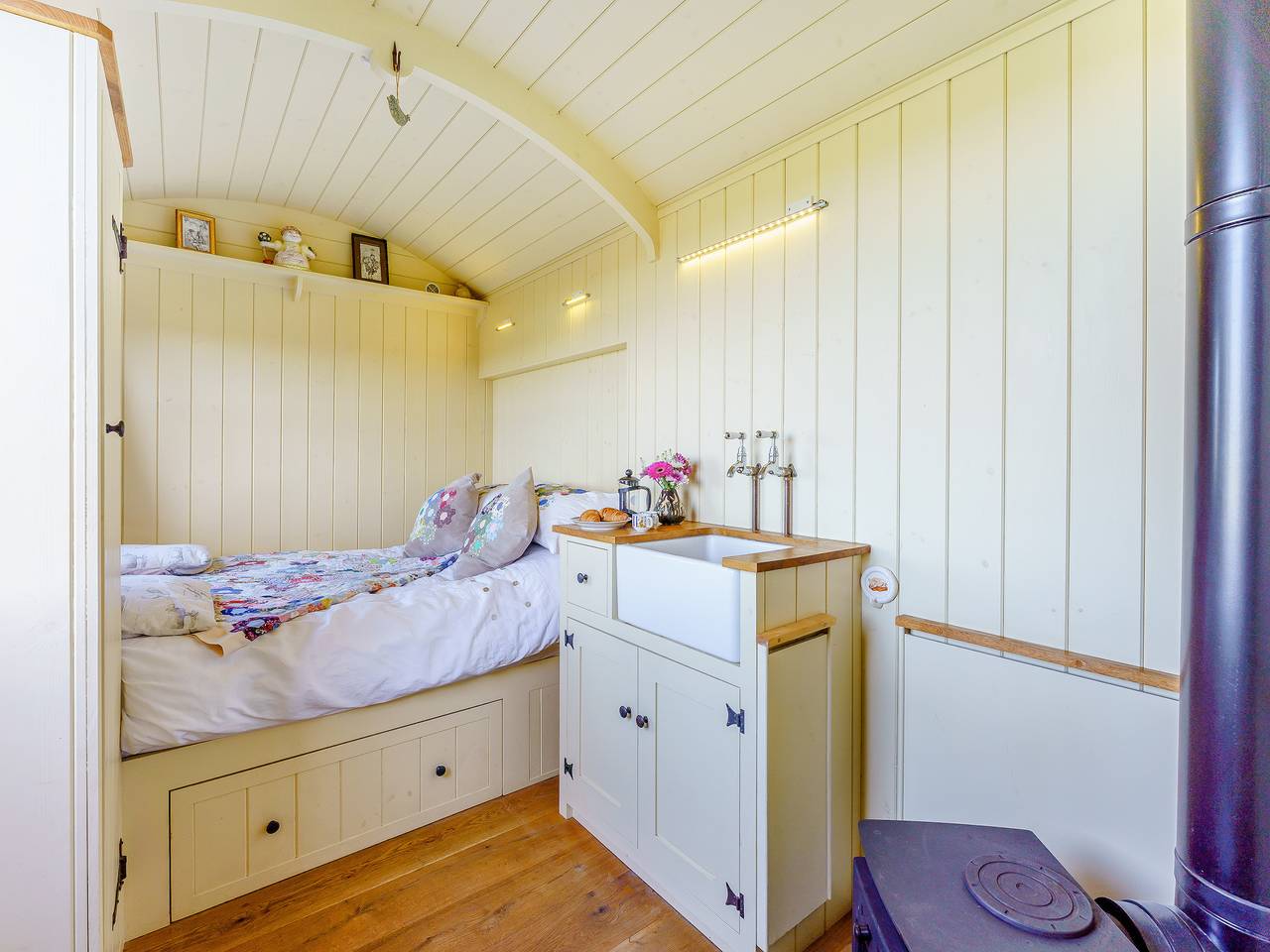 Elsie's Hut in Albourne, West Sussex