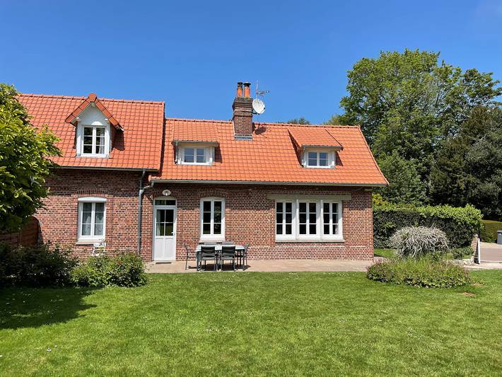 Gîte pour 6 personnes, avec terrasse et jardin, animaux acceptés