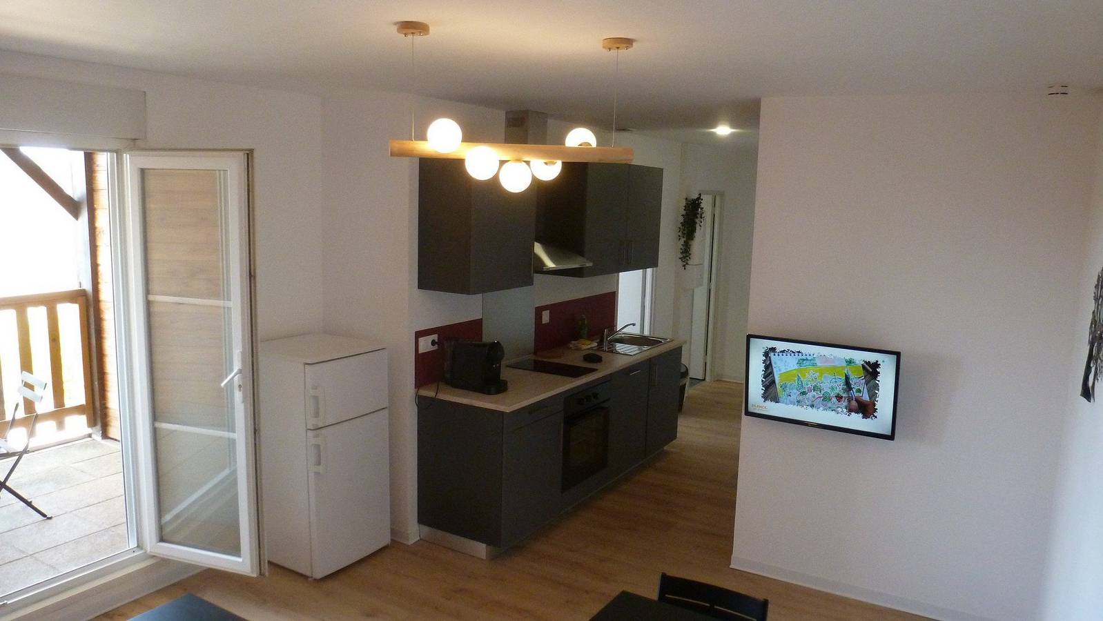 Appartement entier, Logement Érable 2 pièces: 18Molierefr 3 km Futuroscope in Chasseneuil-du-Poitou, Vienne (France)