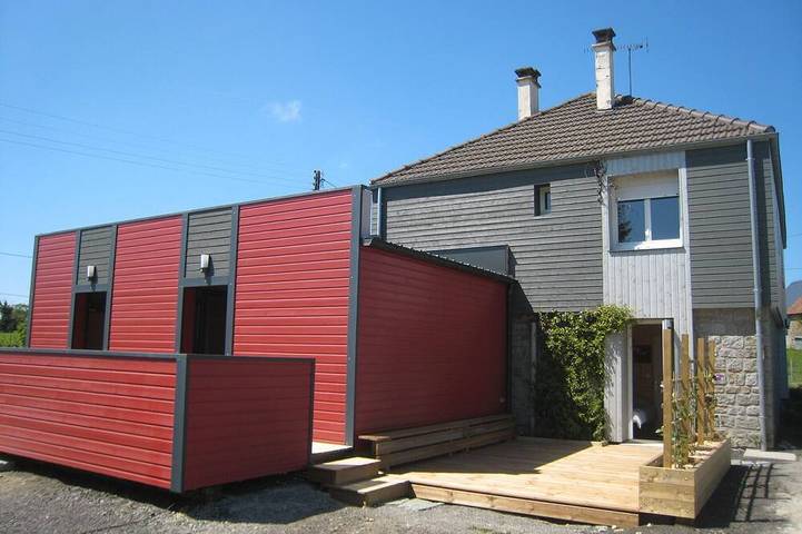 Holiday home for 20 people, with garden and balcony - 1