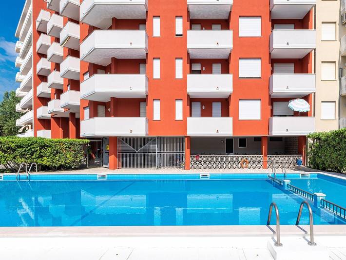 Ferienhaus für 4 Personen, mit Terrasse und Pool, mit Haustier in Caorle