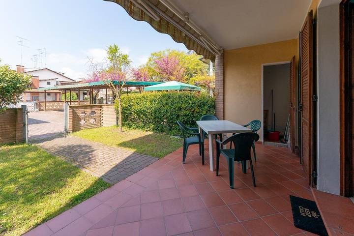 Two-Bedroom Apartment with Private Garden in Lido degli Estensi, Comacchio