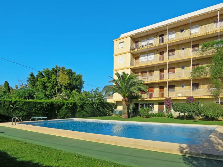 Ferienwohnung für 4 Personen, mit Balkon und Garten in Dénia