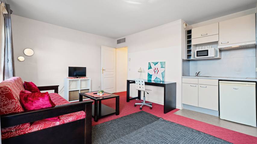 Gîte pour 4 personnes, avec piscine et balcon à Grasse - 4