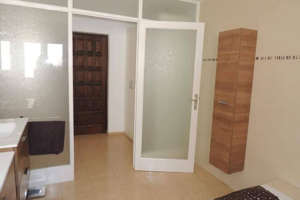 Villa Sol with 3 bedrooms Nudist village, Charco del Palo, Lanzarote, with sea view. in Charco del Palo, Haría