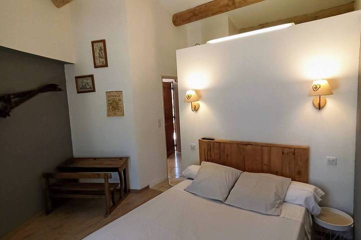 Location de vacances pour 12 personnes, avec jardin à Cheval-Blanc - 3