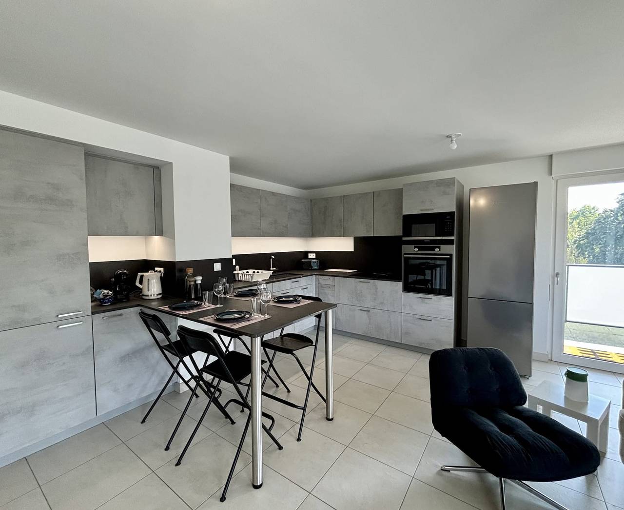 Entire apartment, New apartment with large terrace! in Illkirch-Graffenstaden, Strasbourg region