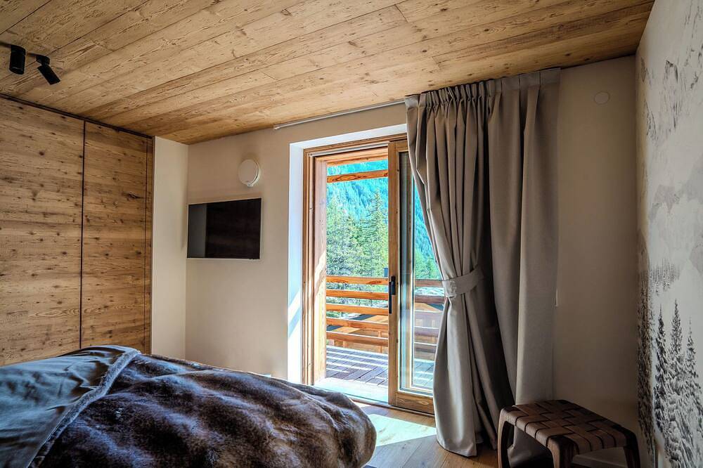 Hel lejlighed, Roccia Nera Luxuty Suite Champoluc Monterosa Ski in Ayas, Wallisian Alps