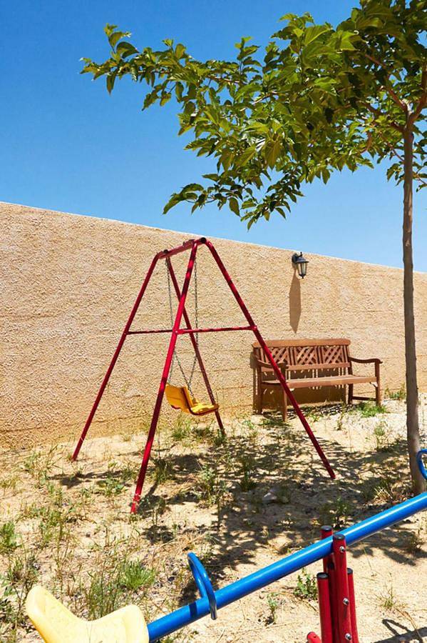 Casa rural para 8 personas, con vistas y jardín además de piscina para niños y piscina en Yeste - 2