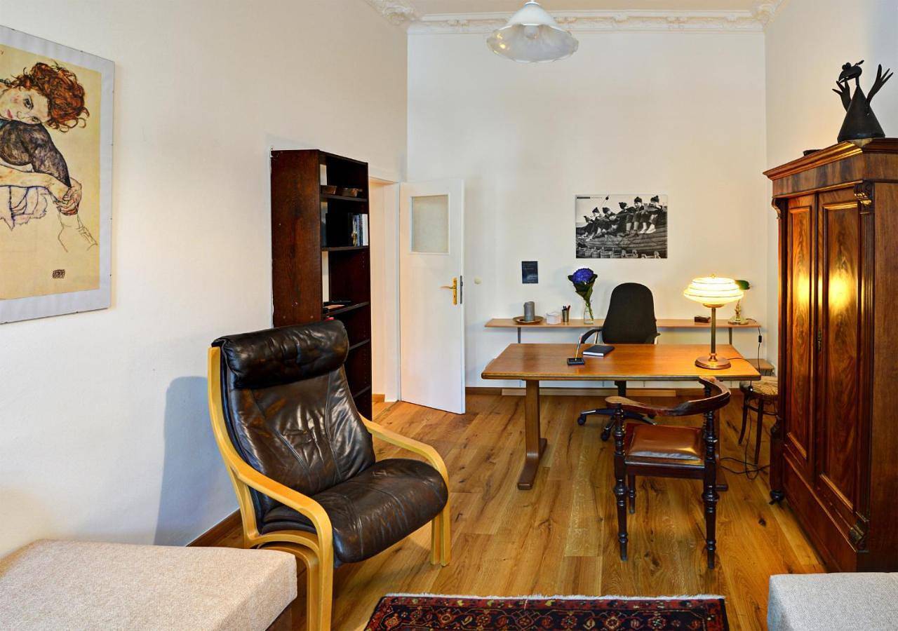 Ganze Ferienwohnung, Double Room - Disability Access in Prenzlauer Berg Berlin, Berlin