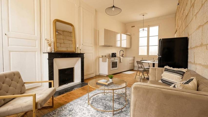 Gîte pour 6 personnes, avec Balcon ainsi que Terrasse et Vue dans Office De Tourisme Du Saumurois