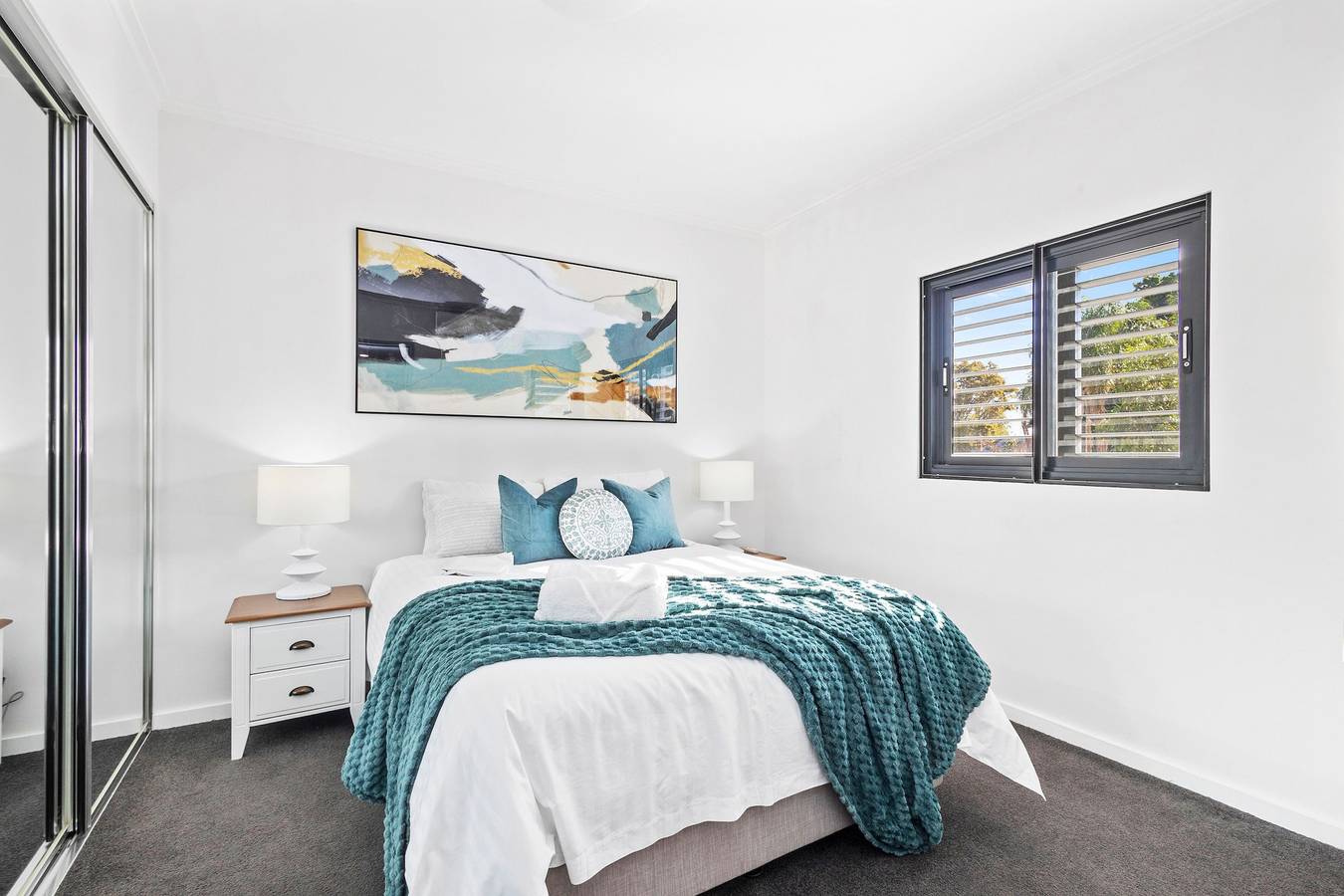 Entire apartment, Beaufort Street 1Bdr + Parking    in Perth, Western Australia