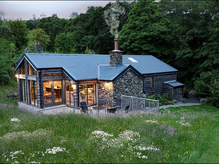 Log cabin for 6 people, with Garden in the Lake District