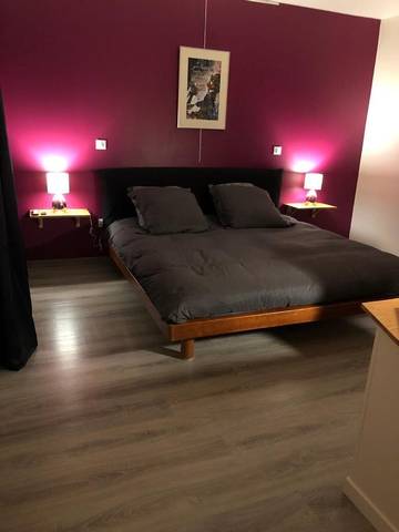 Chambre d’hôte pour 2 personnes, avec piscine et jardin dans l' Ain