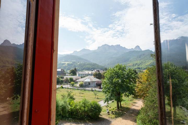 Chambre d’hôte pour 3 personnes, avec jardin dans les Alpes-de-Haute-Provence - 2