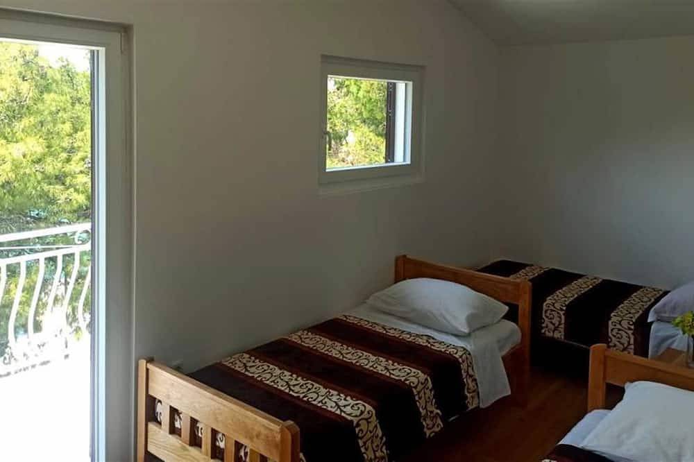 Appartement entier, Nouveau Appartement de plage Gaj 7 in Šibenik, Šibenik-Knin