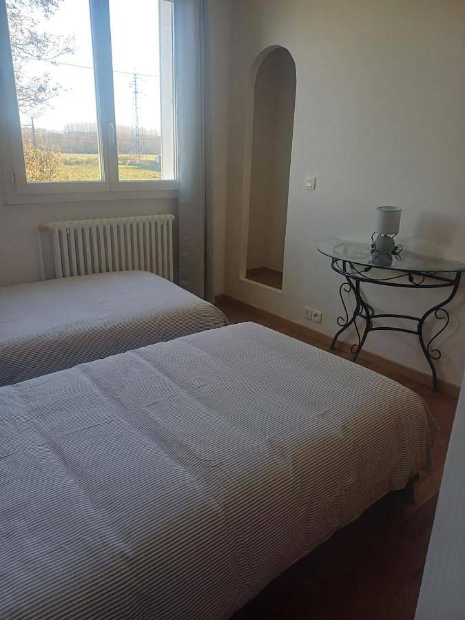 Gîte pour 6 personnes, avec terrasse et jardin à Dissay - 2