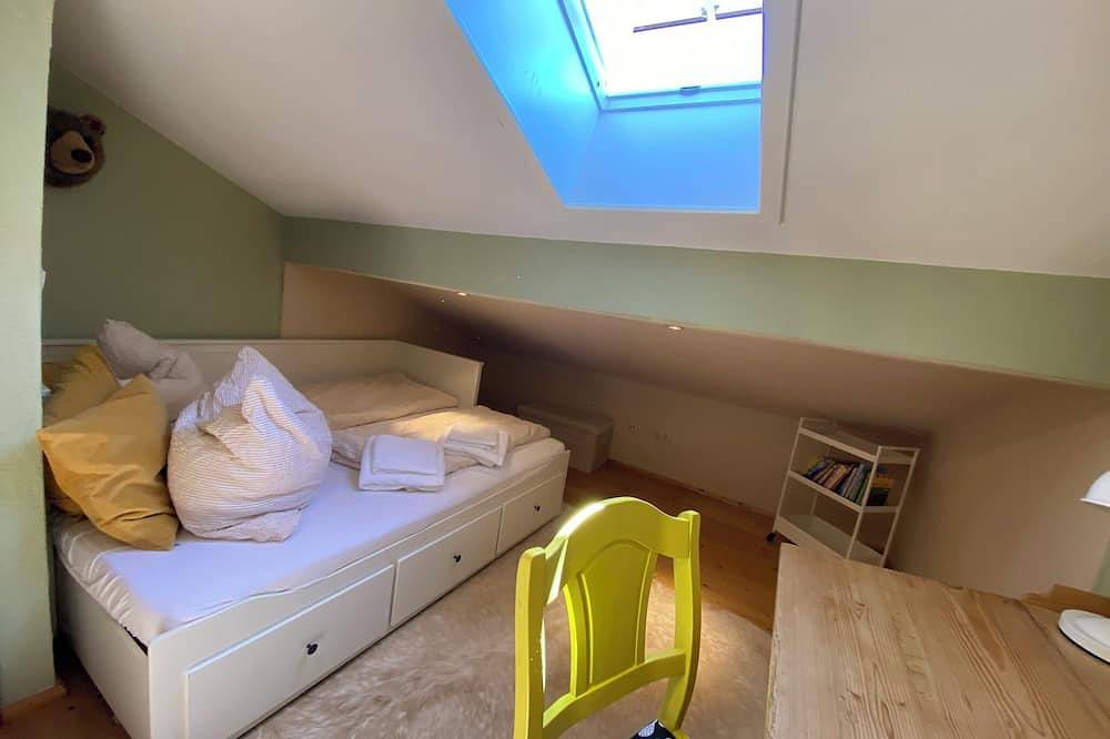 Gemütliches Ferienhaus mit Weiher nahe Wendelstein und Schliersee in Fischbachau, Spitzingsee