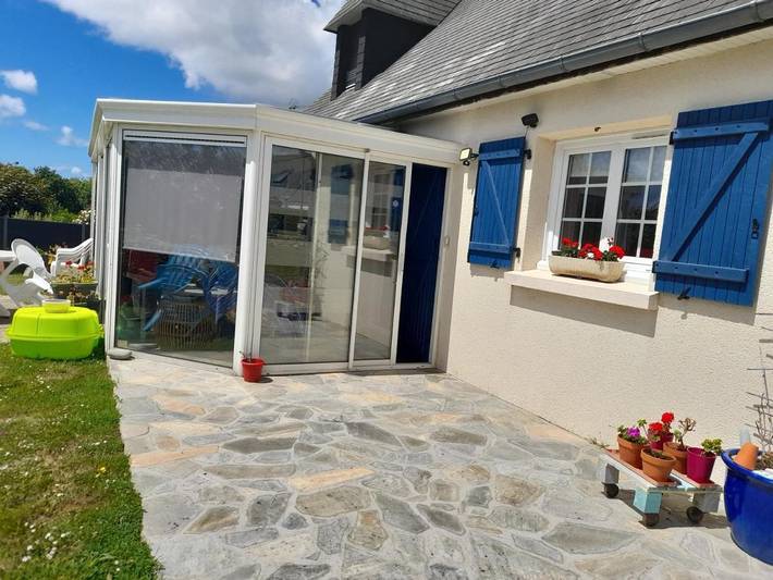 Ferienwohnung für 2 Personen, mit Terrasse und Garten sowie Ausblick in Primelin