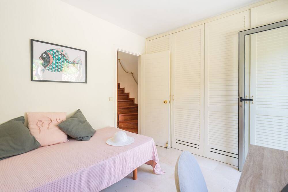 Tropical House with pool an beach walking distance in Maspalomas, San Bartolomé de Tirajana