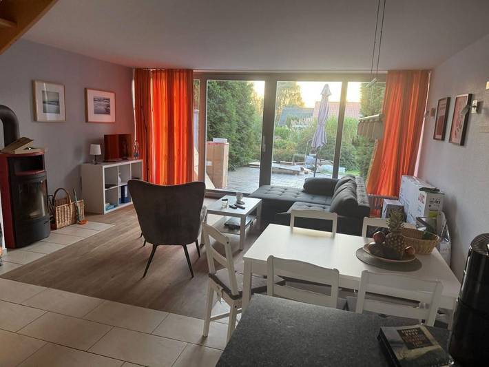 Ferienwohnung für 5 Personen, mit Terrasse und Garten in Börgerende-Rethwisch