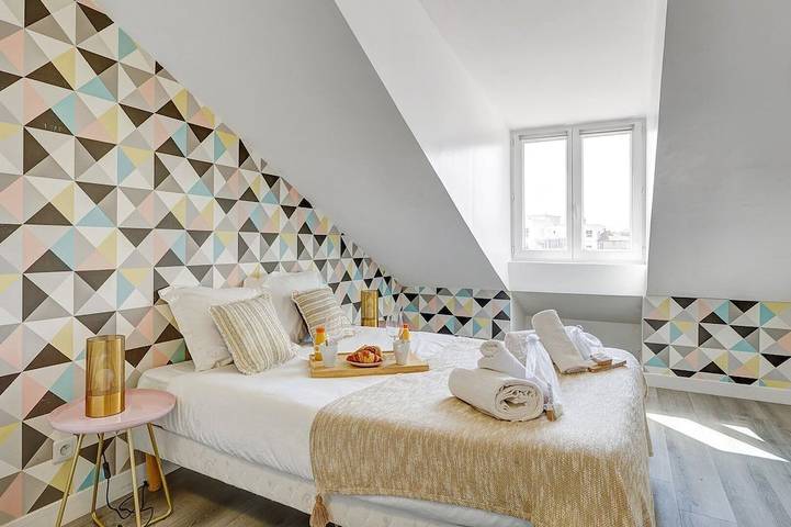 Ganze Wohnung, Thebluestay 136 - Beautiful Duplex Apartment in Bagnolet, Seine-Saint-Denis