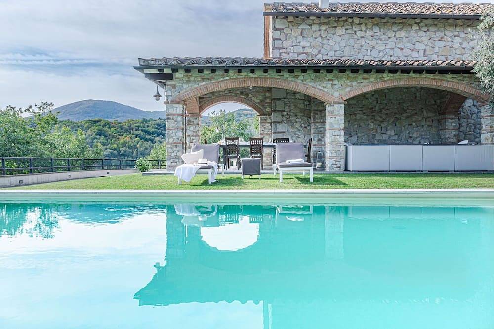 Villa en Croci Di Calenzano con 4 habitaciones, capacidad 10 in Provincia de Firenze