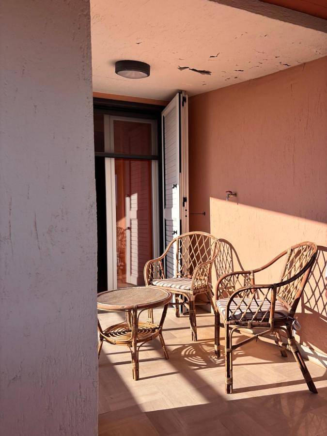 Gîte pour 2 personnes, avec Balcon et Terrasse ainsi que Jacuzzi et Jardin à Ariano Irpino - 3