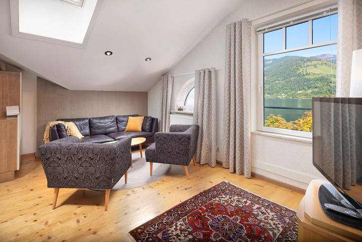 Geheel appartement, Vakantieappartement voor 4 personen met uitzicht op het meer in Zell am See (Stad), Zell am See