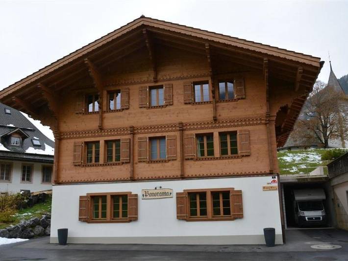 Gîte pour 2 personnes, avec balcon dans Lauenen Bei Gstaad