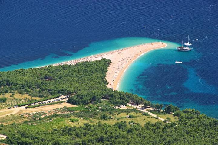 Location de vacances pour 4 personnes, avec terrasse, animaux acceptés à Bol - 2