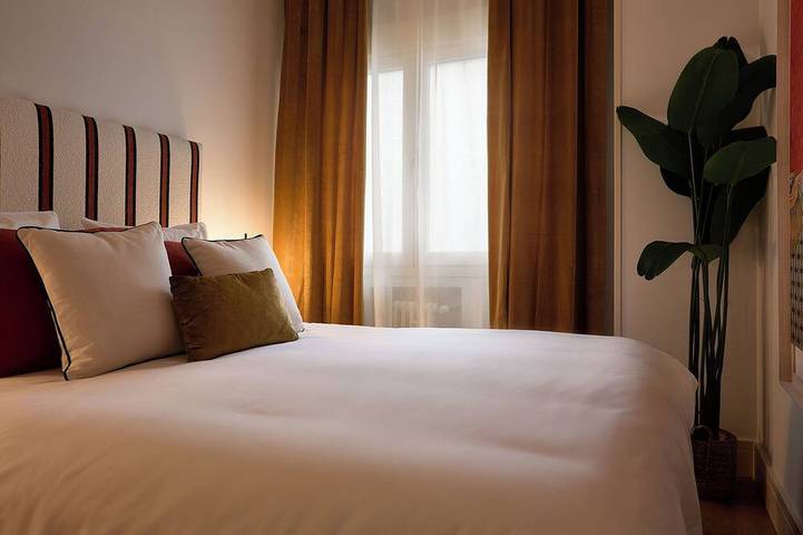Ganze Wohnung, Oase & Design im Zentrum von Alcalá | 3 Schlafzimmer | 2 Bäder | Privater Patio in Alcalá de Henares, Área Metropolitana de Madrid
