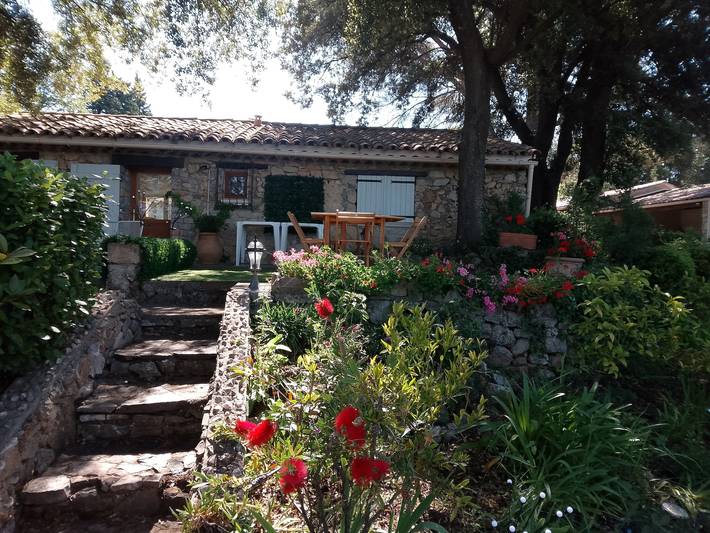 Bastidon Domaine L'hélion avec piscine privée, Wi-Fi et climatisation in Taradeau, Région de Draguignan