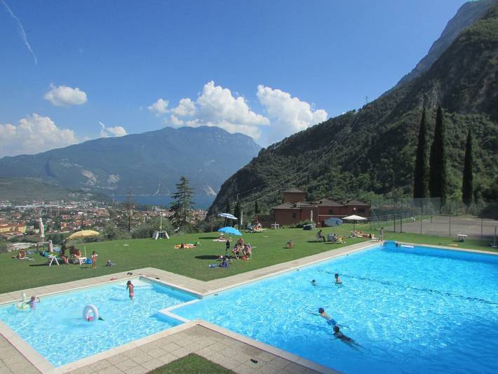 Ferienwohnung für 4 Personen, mit Balkon und Garten sowie Seeblick in Riva del Garda - 2