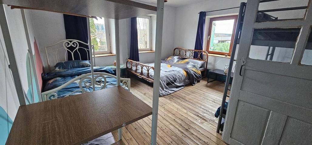 Location de vacances pour 18 personnes, avec jardin à Plancher-Bas - 2