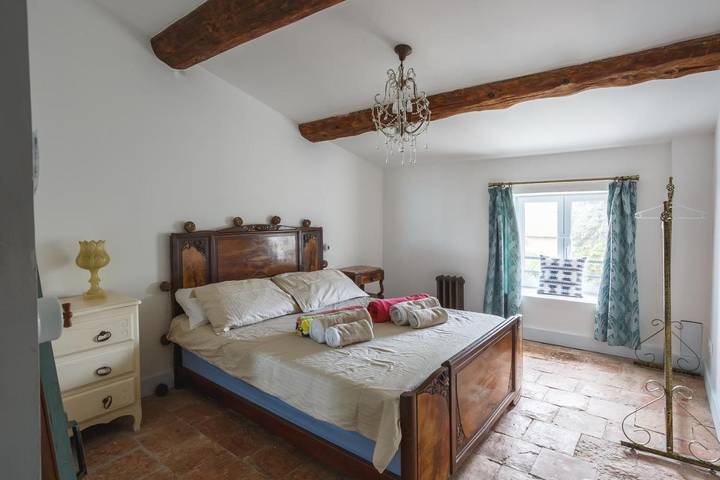 Location de vacances pour 2 personnes, avec jardin ainsi que terrasse et vue à Saint-Geniès-de-Fontedit - 3