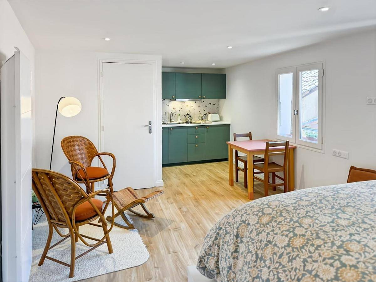 Appartement entier, Charmant Studio au Cœur d'Aurillac La belle Verte in Aurillac, Région d'Aurillac