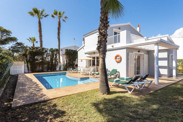 Villa pour 6 personnes, avec balcon et jardin à Cala Blanca - 4