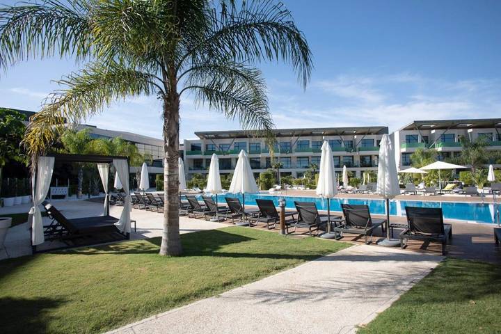Villa voor 10 personen, with Whirlpool and Terras as well as Tuin and Sauna in Algorfa