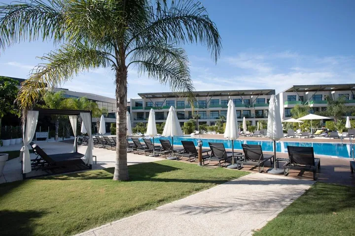 Chalet para 10 personas, con jacuzzi además de sauna y jardín - 1