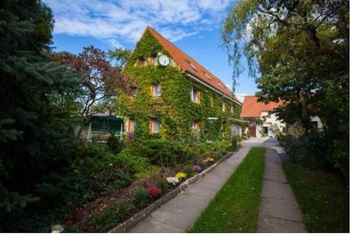 Ferienwohnung für 2 Personen, mit Terrasse und Garten
