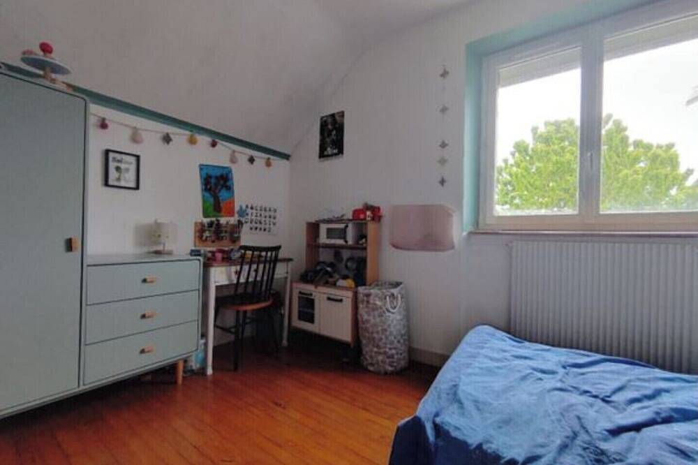 Family home of 130 m2 on two levels with enclosed garden 🌳 in Quimperlé, Region de Quimper