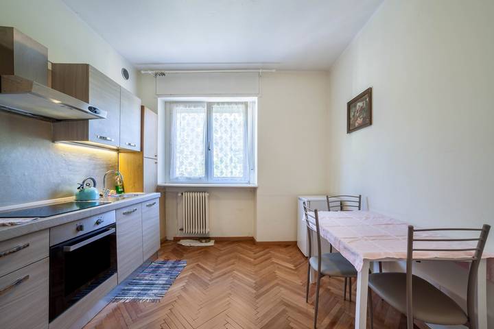 Apartamento inteiro, Residência Hubertus Apartamento 6 com Varanda e Wi-Fi in Maia Bassa, Merano
